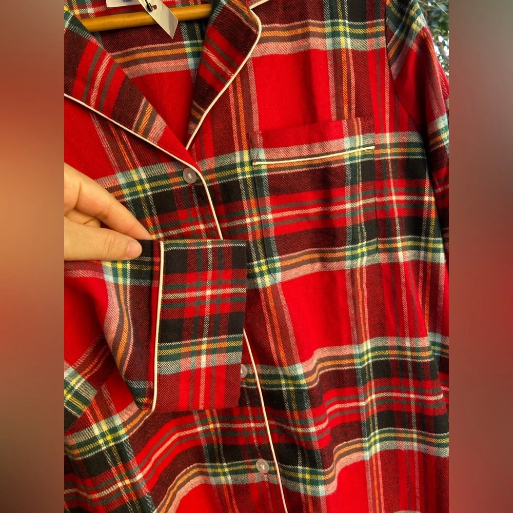 Lands End  Flannel Pajama Set.Size - XL - Picture 10 of 17